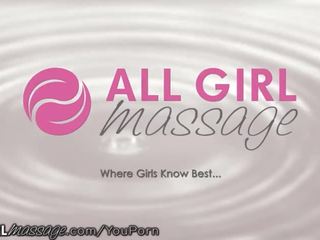 Allgirlmassage বিবাহিত মিলফ প্রথম সময় মালিশ সঙ্গে সমকামী বালিকা