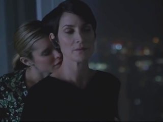 Carrie-anne moss, susie abromeit - เจสสิก้า โจนส์ 1x01 (2015)