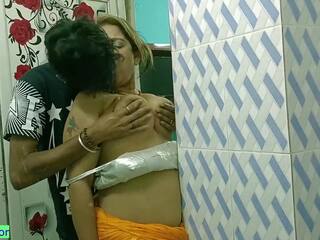 Υπέροχος bhabhi xxx οικογένεια xxx βίντεο με έφηβος/η devar ινδικό Καυτά σεξ