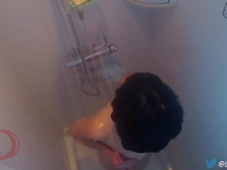 Step-mom nahuli pagsasalsal sa dutsa sa pamamagitan ng spycam #homemade#amateur#orgasm