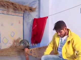 Bhaiya ne bhabhi ki blause utaar kae gand maari febbraio 2017