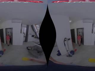 Baise votre tchèque femme de chambre en vr