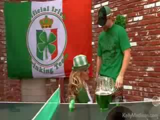 Uly emjekli aýaly and green piwo launch for a fun st paddys day