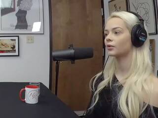 Blowjobs với elsa jean trên cây ô rô randall unfiltered